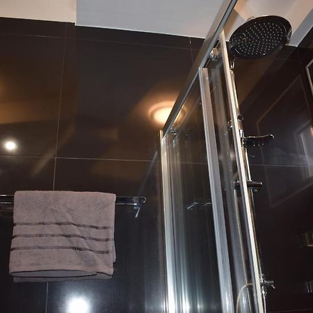 Ni Klara'S Apartment מראה חיצוני תמונה