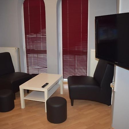 Ni Klara'S Apartment מראה חיצוני תמונה